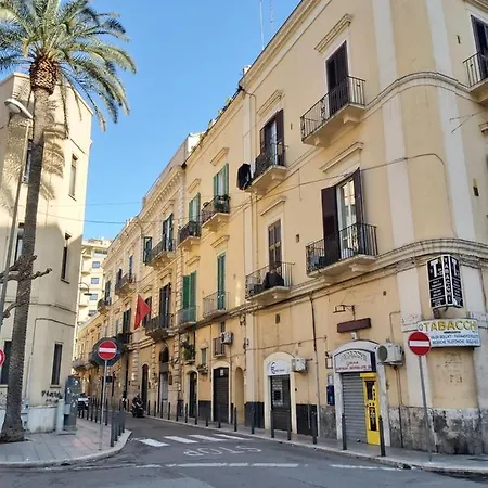 Domus Midi - Nel Centro Della Citta 아파트 바리