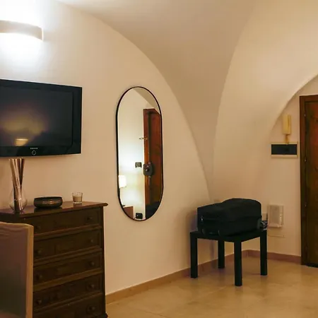 Domus Midi - Nel Centro Della Citta 巴里